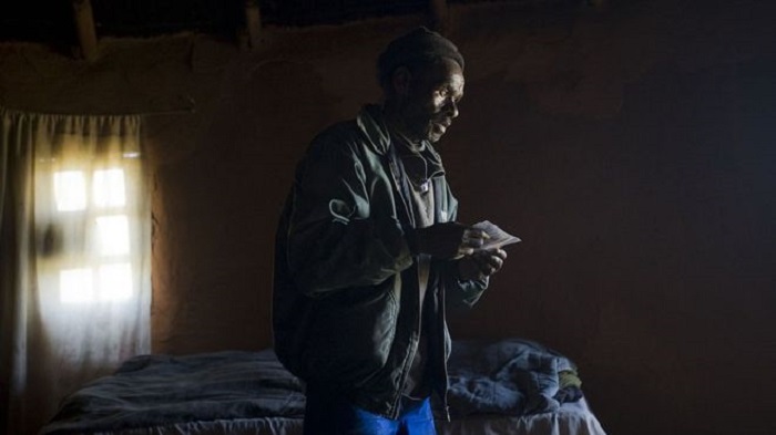 South Africa gold miners to sue over lung disease
